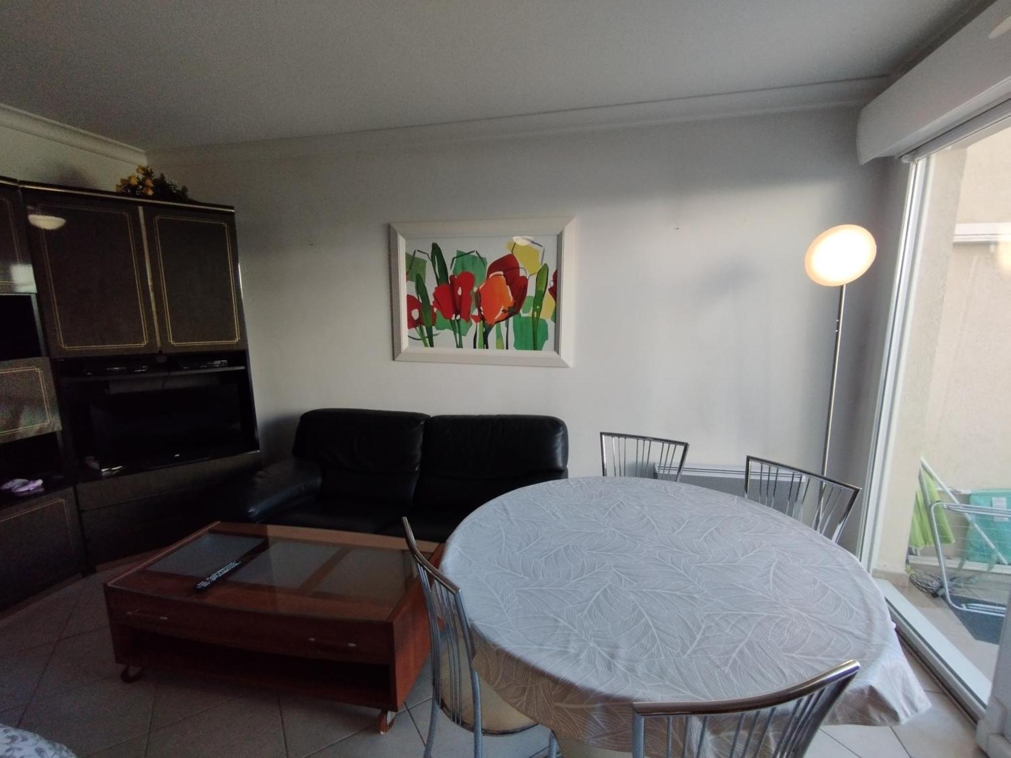 T2 Vue 48m2 Terrasse Parking Piscine Apartment *