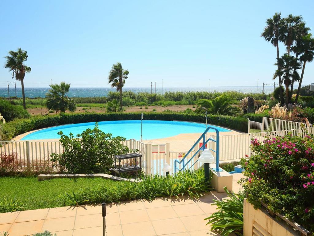 T2 Vue 48m2 Terrasse Parking Piscine Apartment *